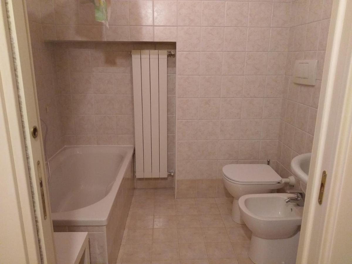 Lovere Lake Apartment ภายนอก รูปภาพ